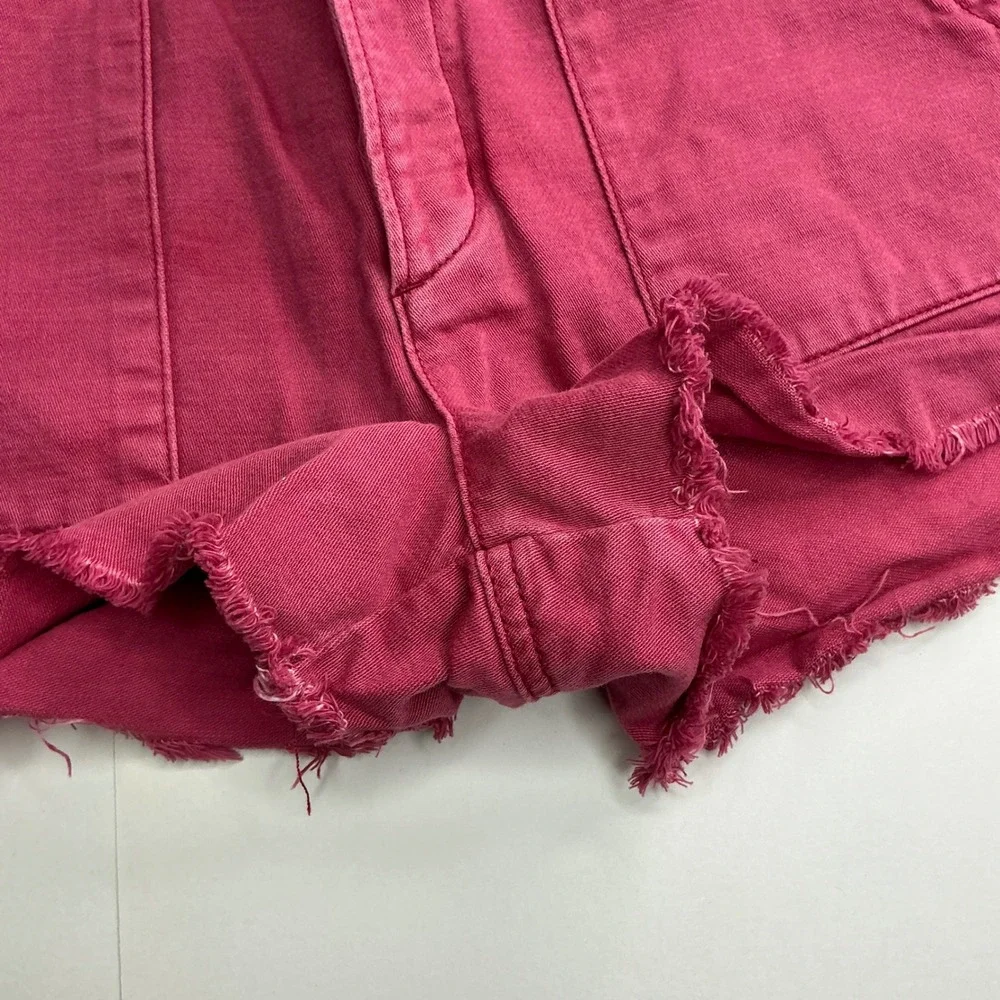 American Eagle Pink Shorts Womens Size 8 Button Fly Raw Hem Patch Pocket 5098